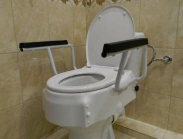 Toilettensitzerhöher 3-fach höhenverstellbar